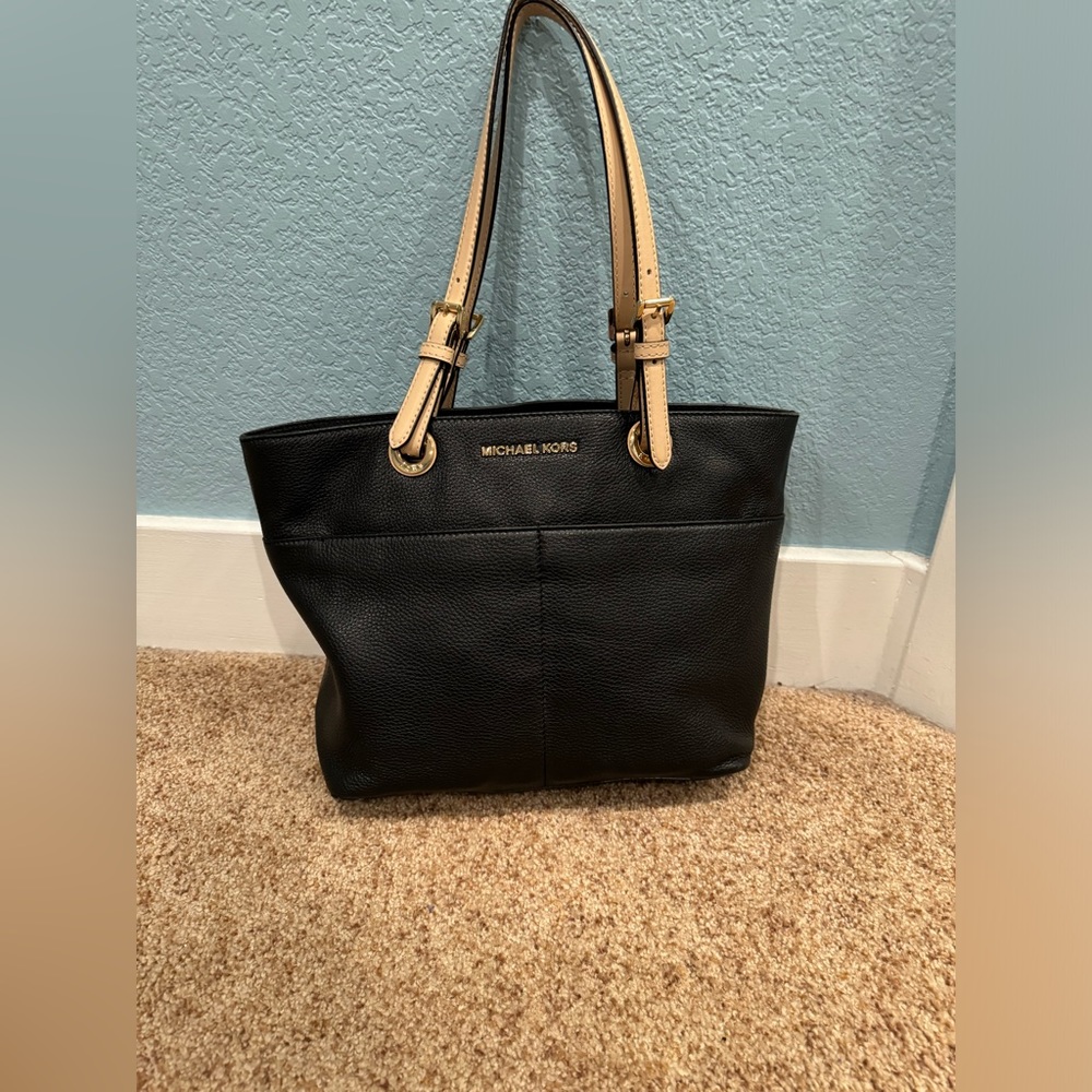 Micheal Kors Black Leather Tote